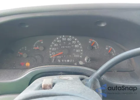 1997 Ford E-250 Standard из США, поврежденный, VIN 1FTHE2420VHB63557